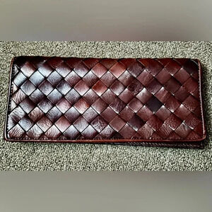 Wilson’s Leather weaved clutch wristlet mahogany mint #005